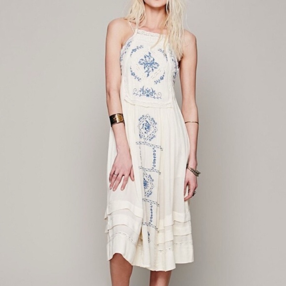 Free People Diamonds in the Sky Embroidered Midi Dress White & Blue M